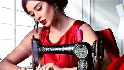 الخياطه الجميله 