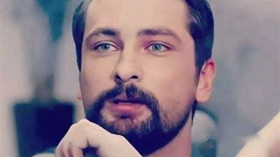 قلوب حائرة بقلم روز أمين